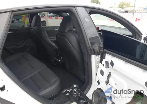 2023 Tesla Model S Dual Motor All-Wheel Drive/Standard Range from USA, damaged, VIN 5YJSA1E50PF531002